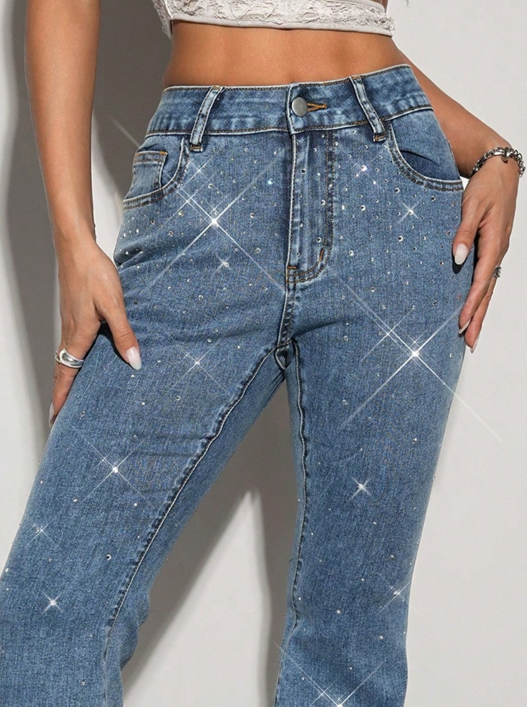 Jean Azul Medio Brillos Pedrería Tokio Bota Ancha